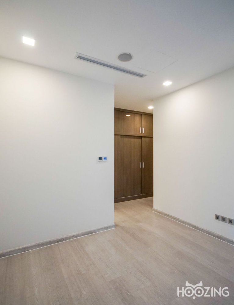 2 rooms Office in District 1, Ho Chi Minh, Vietnam No. 22901