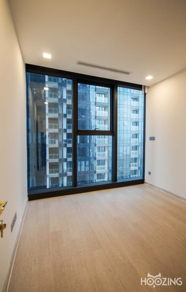 2 rooms Office in District 1, Ho Chi Minh, Vietnam No. 22901