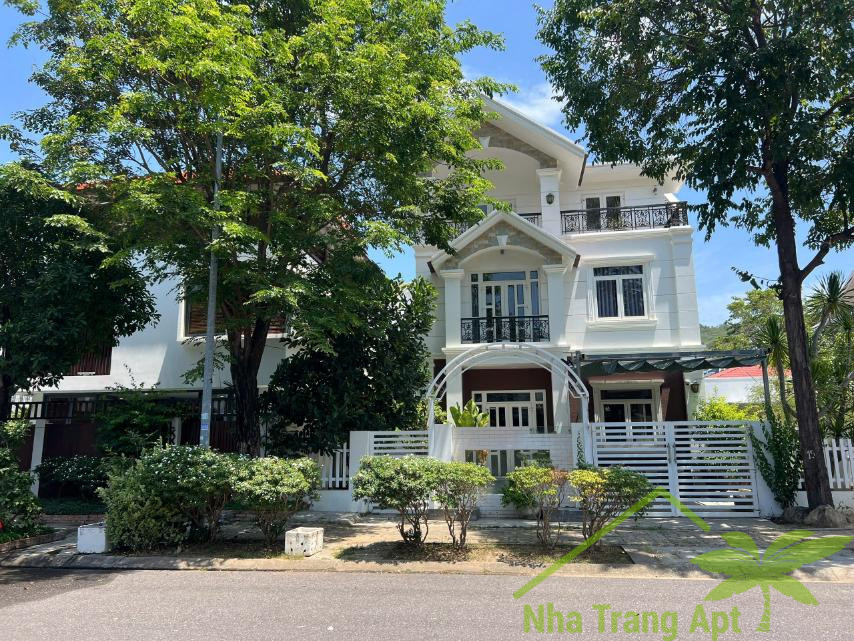 5 bedrooms Villa in Nha Trang, Vietnam No. 31665