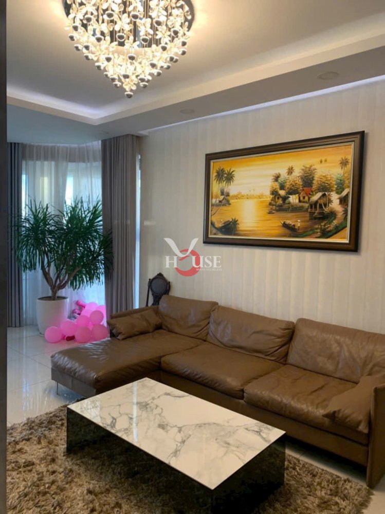 130m2 Apartment in Ho Chi Minh, Vietnam No. 31772
