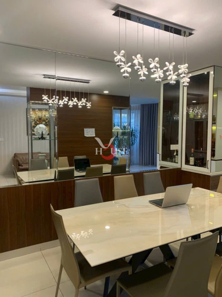 130m2 Apartment in Ho Chi Minh, Vietnam No. 31772