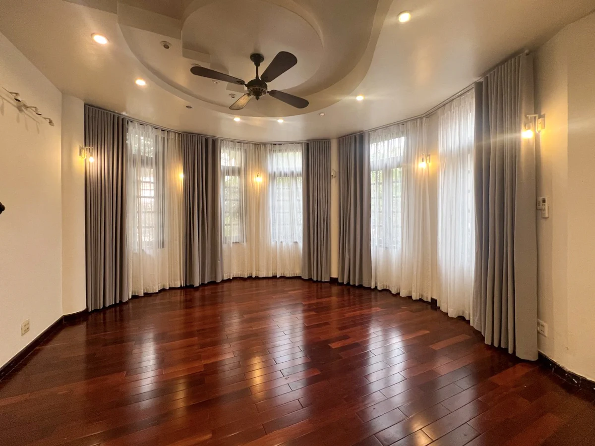 5 bedrooms Villa in Thu Duc, Ho Chi Minh, Vietnam No. 31516