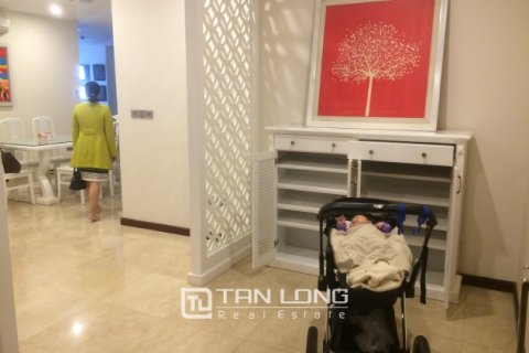 3 bedrooms Apartment in Tay Ho, Ha Noi, No. 2999 4