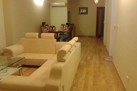 3 bedrooms Apartment in Tay Ho, Ha Noi, No. 7412 2