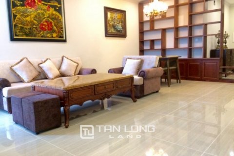 3 bedrooms Apartment in Tay Ho, Ha Noi, No. 2749