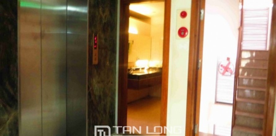 Офис 265м2 в Бадинь, Ханой ,  № 3927