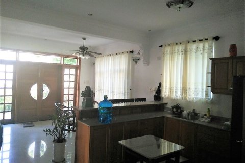 2 bedrooms Villa in Nha Trang, No. 28731 3