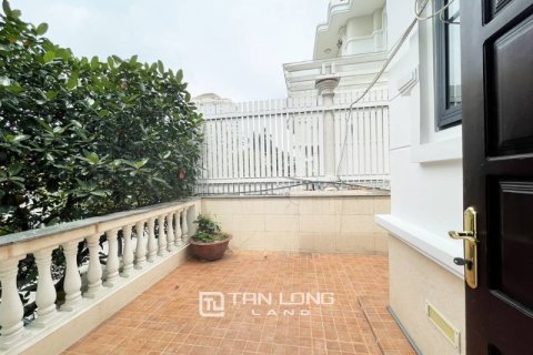 5 bedrooms House in Tay Ho, Ha Noi, No. 2240 12