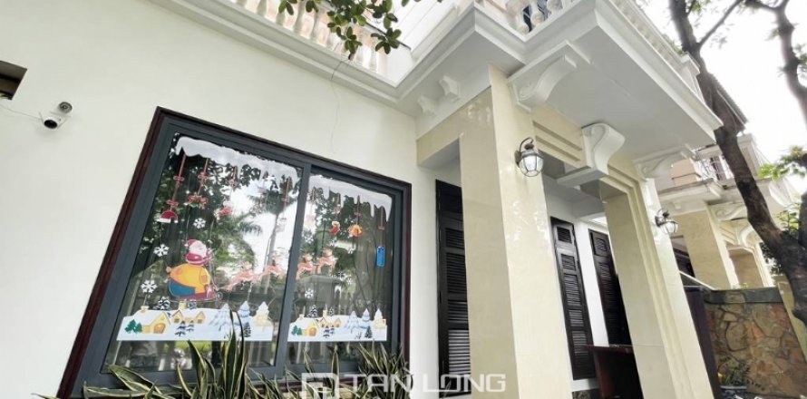 5 bedrooms House in Tay Ho, Ha Noi, No. 2240