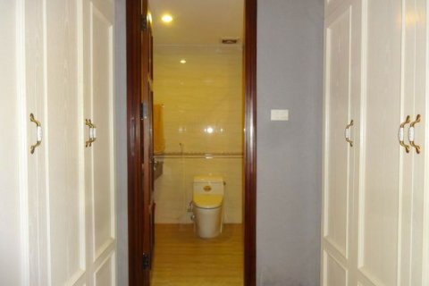 Квартира с 1 спальней в Бадинь, Ханой ,  № 4644 12