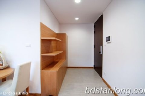Квартира с 1 спальней в Намтыльем, Ханой , № 7067