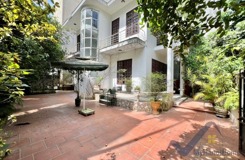 3 bedrooms Villa in Tay Ho, Ha Noi, Vietnam No. 26520