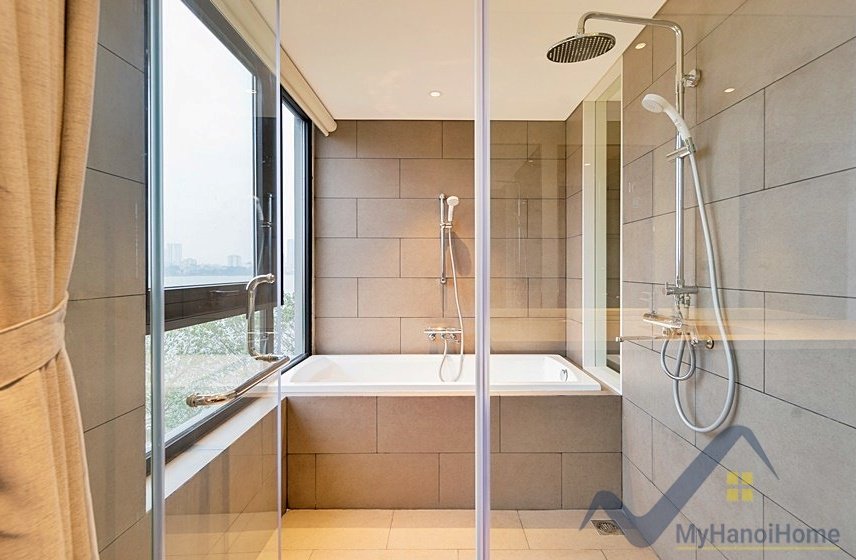 4 bedrooms Apartment in Tay Ho, Ha Noi, Vietnam No. 26521