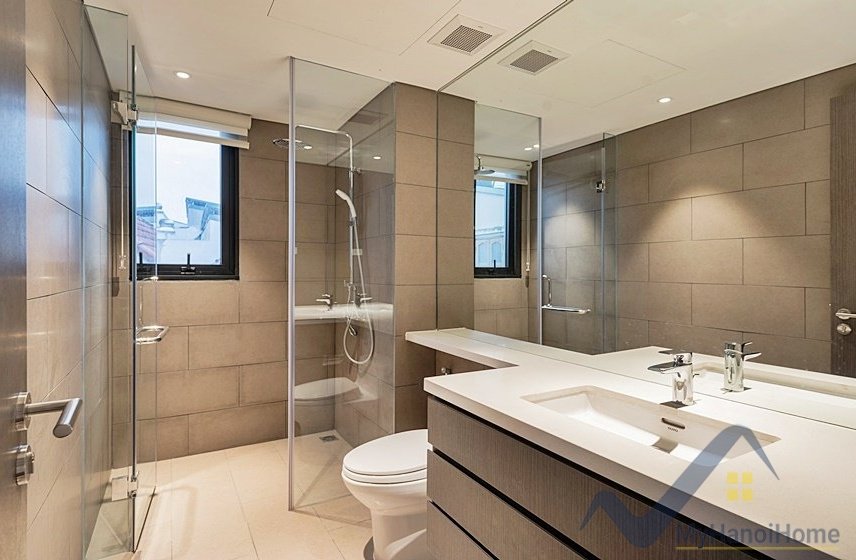 4 bedrooms Apartment in Tay Ho, Ha Noi, Vietnam No. 26521