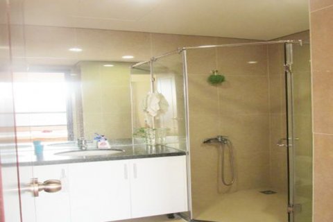 3 bedrooms Apartment in Hai Ba Trung, Ha Noi, No. 6994 7