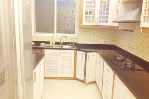 4 bedrooms Apartment in Tay Ho, Ha Noi, No. 6995 6
