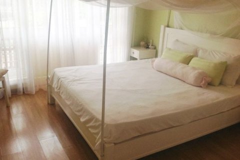 Вилла с 4 спальнями в Тэйхо, Ханой ,  № 6998 18