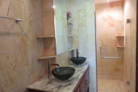 1 bedroom Apartment in Hai Ba Trung, Ha Noi, No. 6607 11