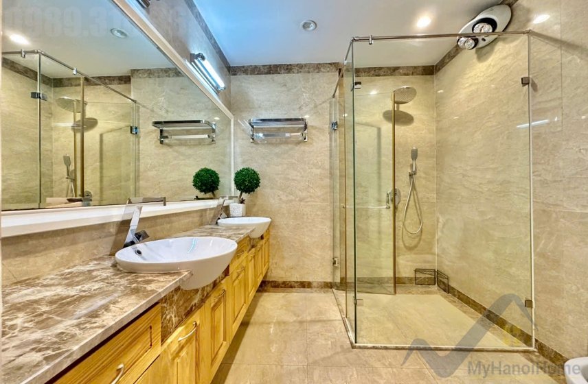4 bedrooms Villa in Long Bien, Ha Noi, Vietnam No. 26354