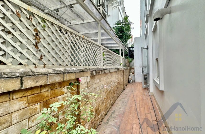 4 bedrooms Villa in Long Bien, Ha Noi, Vietnam No. 26354