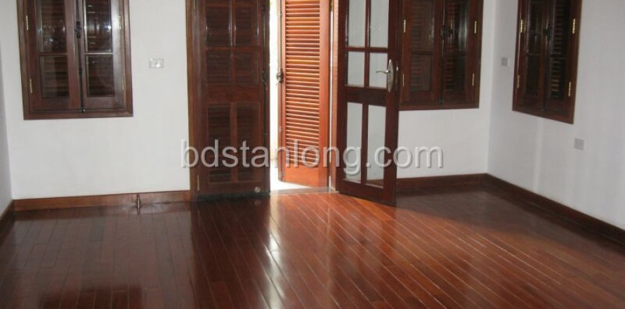 6 bedrooms Villa in Tay Ho, Ha Noi, No. 7978