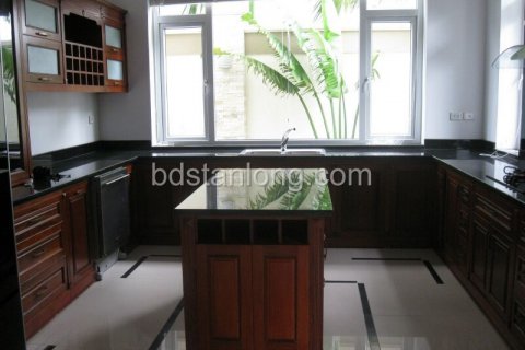 6 bedrooms Villa in Tay Ho, Ha Noi, No. 7978 4