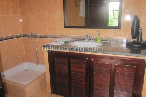 5 bedrooms Villa in Tay Ho, Ha Noi, No. 7976 3