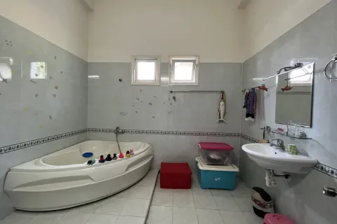 4 bedrooms House in Thu Duc, Ho Chi Minh, No. 27575 11