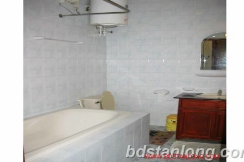 4 bedrooms House in Tay Ho, Ha Noi,  No. 3557 9