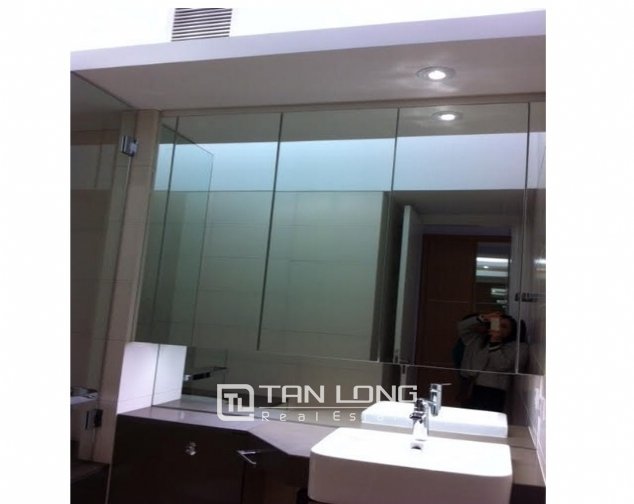 3 bedrooms Apartment in Cau Giay, Ha Noi, Vietnam No. 3558