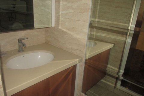 Вилла с 4 спальнями в Лонгбьен, Ханой ,  № 5604 8
