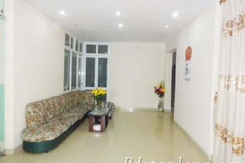 Квартира с 3 спальнями в Тэйхо, Ханой , № 4299