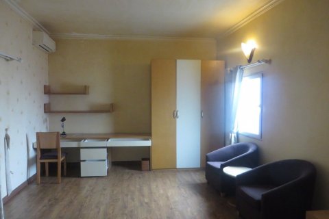 Квартира с 1 спальней в Хоанкьем, Ханой ,  № 5781