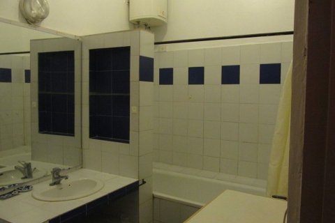Квартира с 1 спальней в Хоанкьем, Ханой ,  № 5781 5