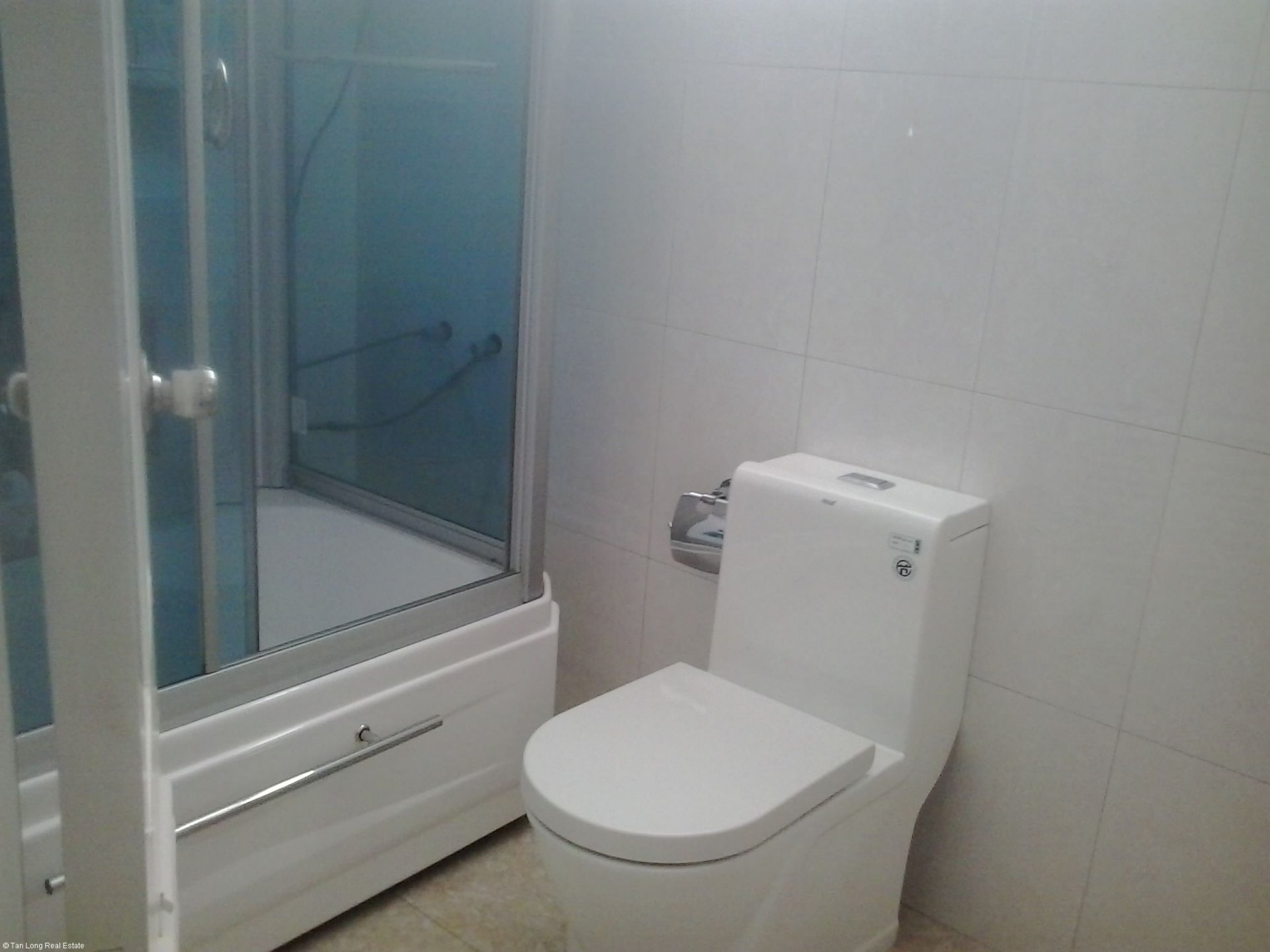3 bedrooms Apartment in Cau Giay, Ha Noi, Vietnam No. 5786