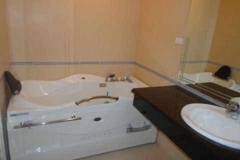 Квартира с 2 спальнями в Тэйхо, Ханой , № 6551 12