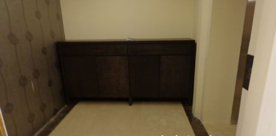 4 bedrooms Apartment in Tay Ho, Ha Noi, No. 8672