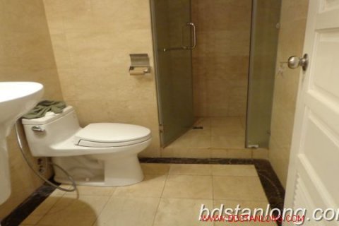4 bedrooms Apartment in Tay Ho, Ha Noi, No. 8672 6