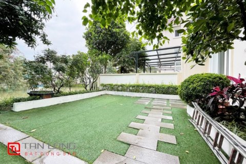 5 bedrooms Villa in Long Bien, Ha Noi, No. 2178