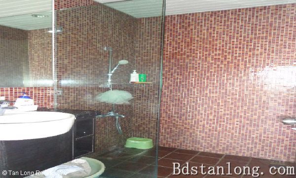 Квартира с 3 спальнями в Тэйхо, Ханой, Вьетнам № 8619
