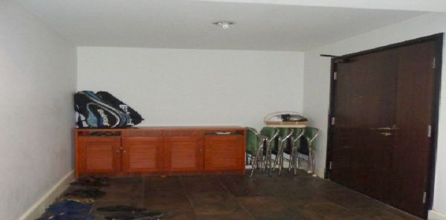 3 bedrooms Apartment in Tay Ho, Ha Noi, No. 8619