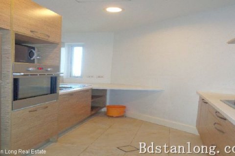 3 bedrooms Apartment in Tay Ho, Ha Noi,  No. 8621 3