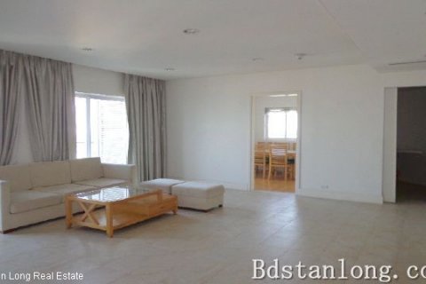 3 bedrooms Apartment in Tay Ho, Ha Noi,  No. 8621 2
