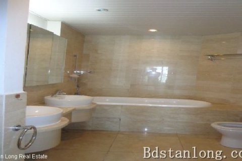 3 bedrooms Apartment in Tay Ho, Ha Noi,  No. 8621 8