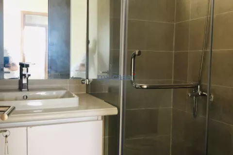 Квартира с 3 спальнями в Тхудык, Хошимин ,  № 12415 7