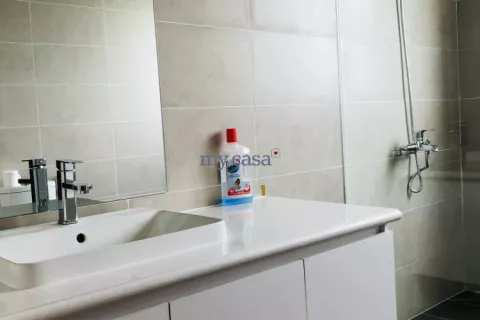 Квартира с 3 спальнями в Тхудык, Хошимин ,  № 12415 11