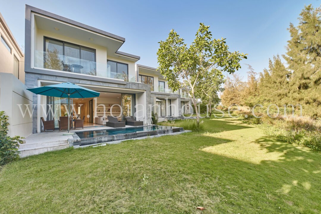 3 bedrooms Villa in Da Nang, Vietnam No. 15939