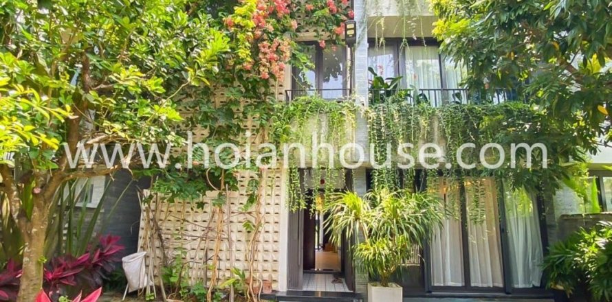 Вилла с 6 спальнями в Hoi An, № 15940