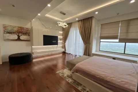 Квартира с 4 спальнями в Тхудык, Хошимин ,  № 27045 3