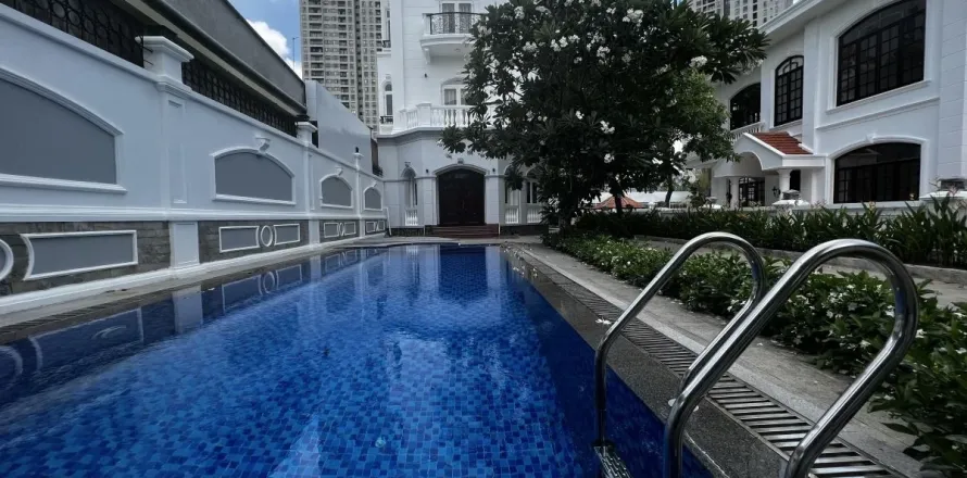 6 bedrooms Villa in Thu Duc, Ho Chi Minh, No. 27049
